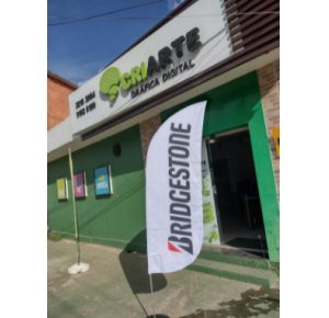 WIND BANNER KIT COMPLETO BANDEIRA E BASE TECIDO MICROFIBRA MODELO FACA - 4X4 - 1unid